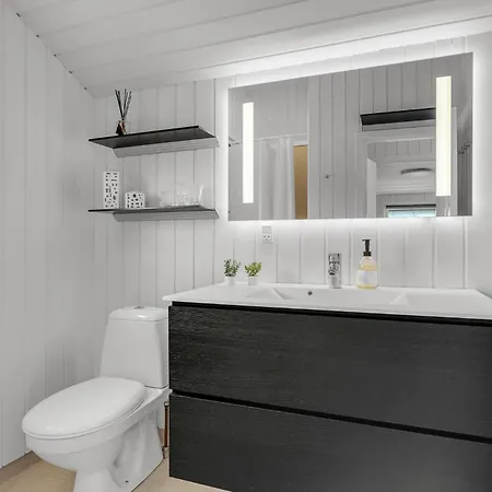 In With Kitchen